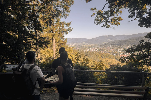 Vaubans Vermächtnis - Outdoor Escape Game auf dem Schlossberg Freiburg Bildnachweis: Mit freundlicher Genehmigung von Berggeheimnis Vaubans Vermächtnis - Outdoor Escape Game auf dem Schlossberg Freiburg Bildnachweis: Mit freundlicher Genehmigung von Berggeheimnis